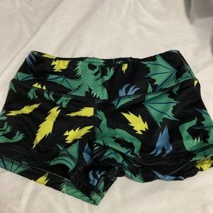 Fleo dragon shorts